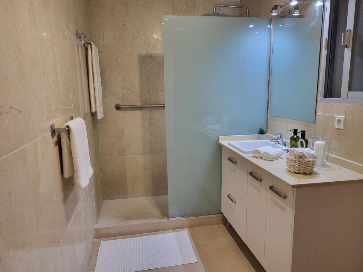 Cozy Apartment Next To Hard Rock Hotel Marbella Bagian luar foto